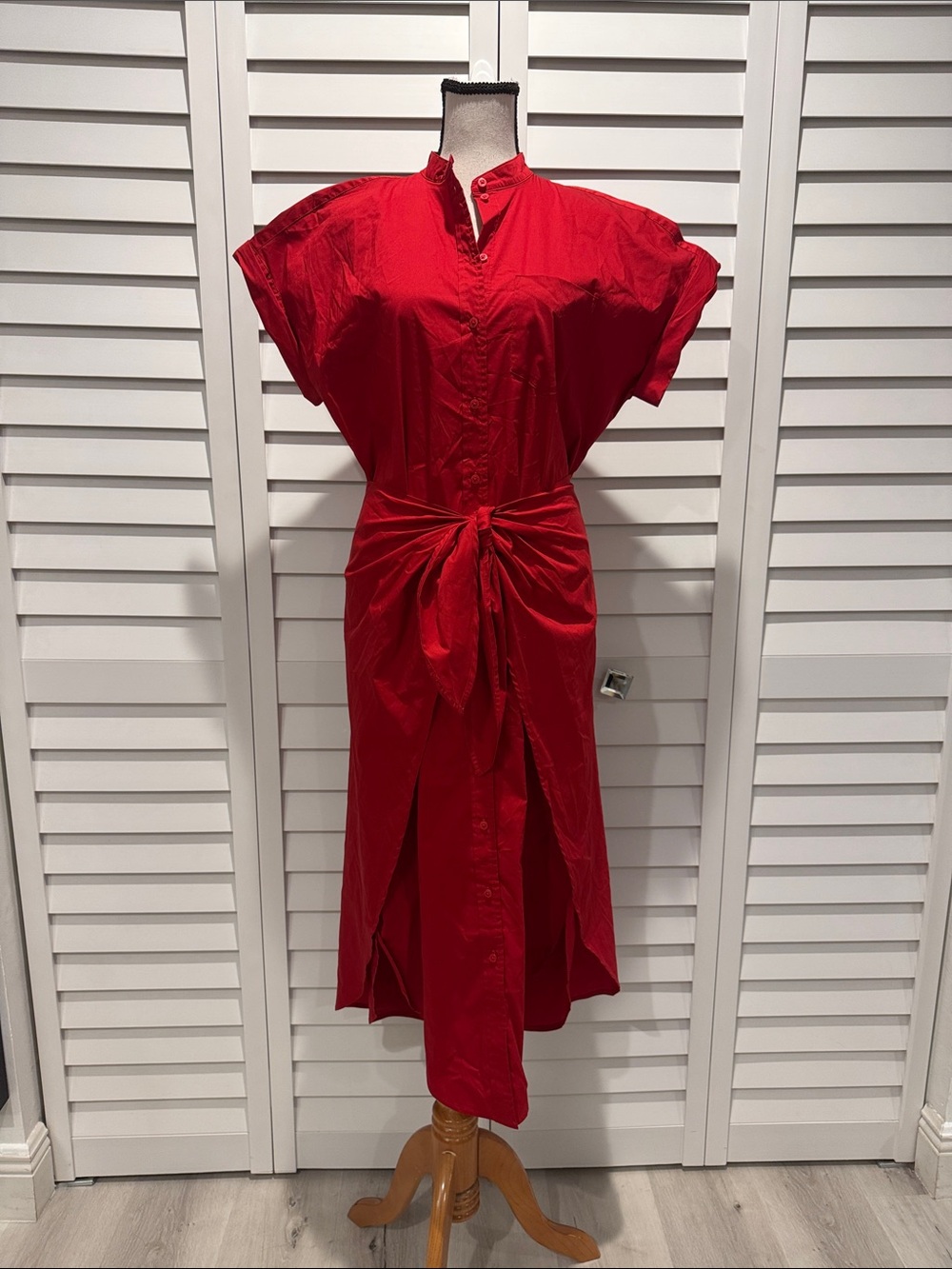 Lauren Ralph Lauren NWT Banded Collar Red Tie-Waist Button Midi Dress - Picture 2 of 14